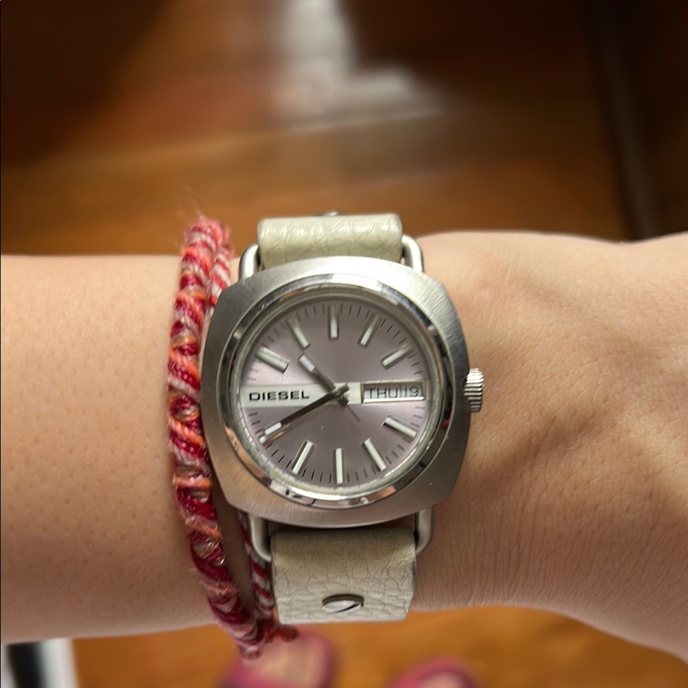 Diesel Silver and White Watch Elegant Accessories